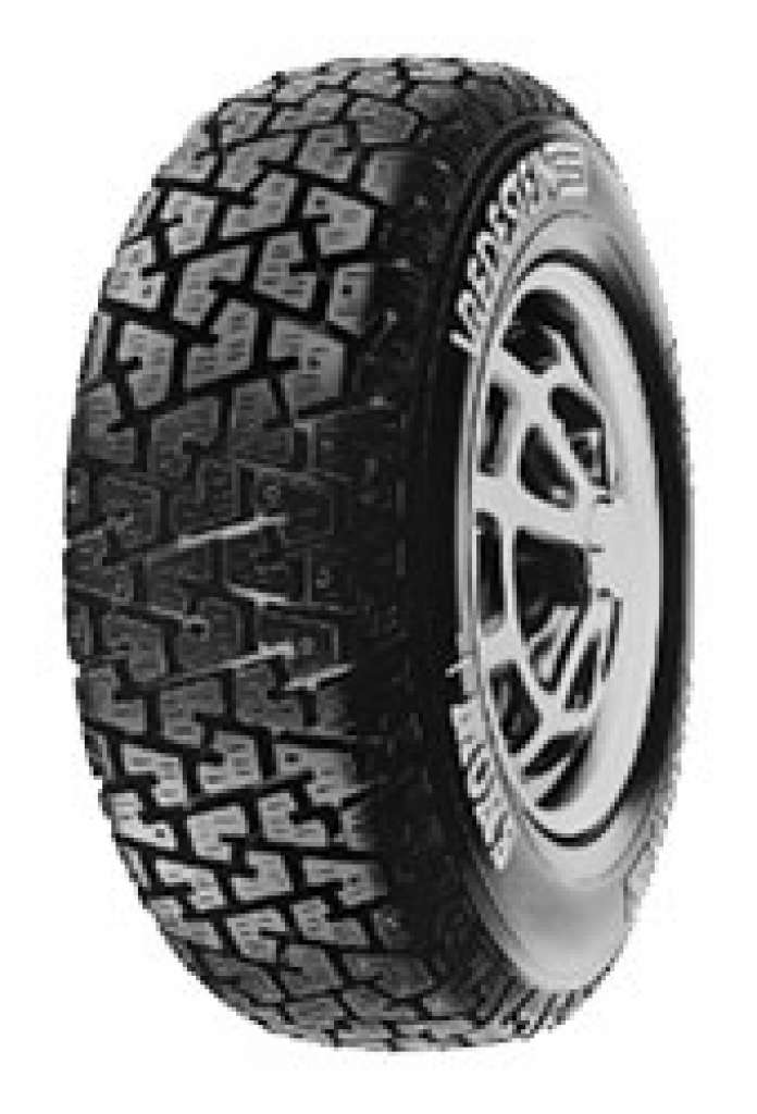 155 R15 82Q Snow Classic