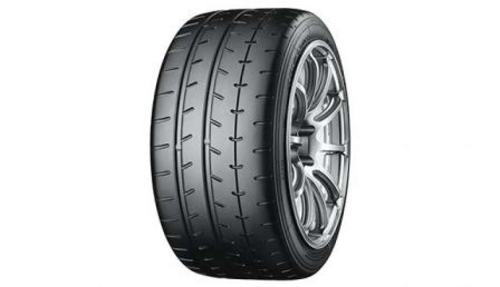 Sportreifen Yokohama Advan A052 195/55 R15 89V