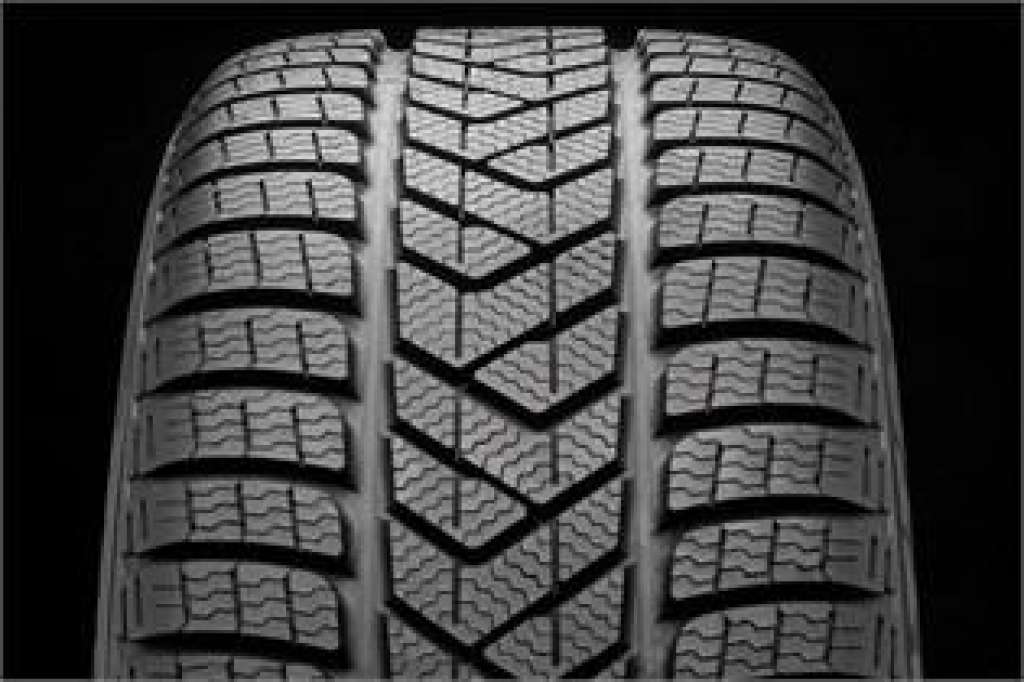 Winterreifen Pirelli Winter SottoZero 3 r-f m+s * KS RFT MFS 205/55 R16 91H