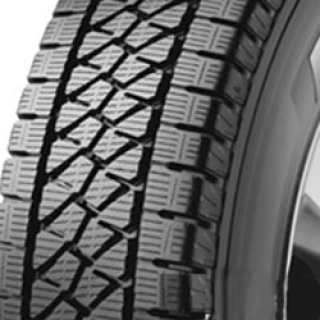 Bridgestone BLIZZAK W995 MULTICELL 225/70R15C 112/110R  TL