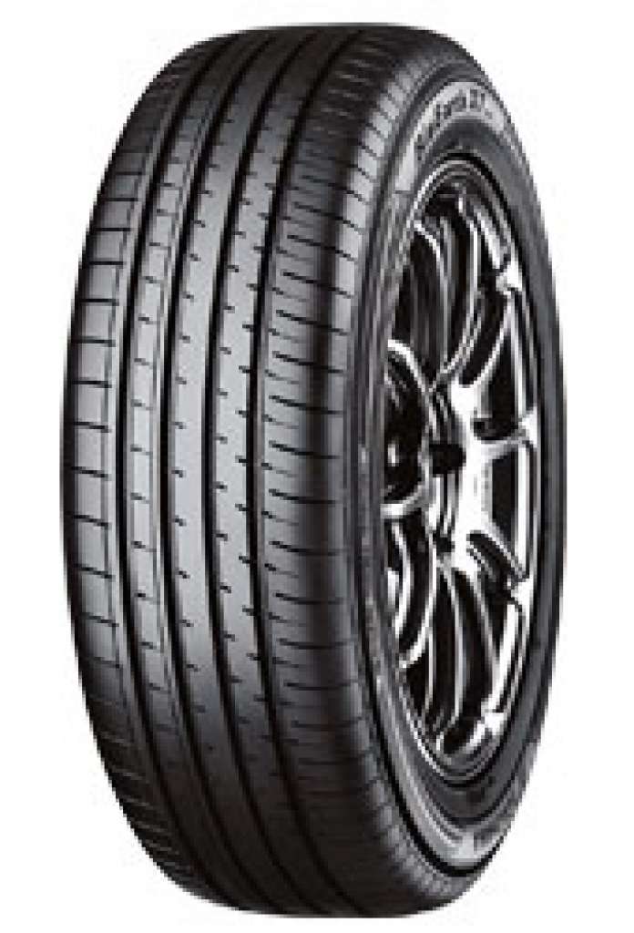 225/60 R18 100H BluEarth-XT AE61